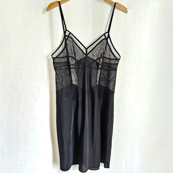 Calvin Klein Black Floral Lace Slip Dress - Picture 3 of 15